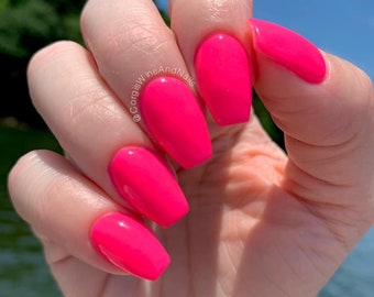 Dp.79 Shocking Pink Glow Dip Powder For Nails | Glow in the Dark nail dip | dip nail kit | acrylics | dip nail, nail dipping powder, acrylic