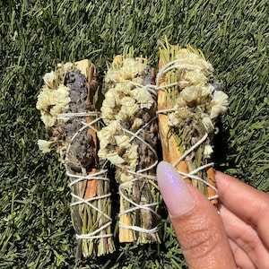 Wholesale Floral Palo Santo Herbs 4” inch Smudge Sticks Bulk, Organic Sage at Wholesale Price Sage for Cleansing, Handmade|Holy wood incense