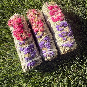 Organic White Sage with Purple Pink Sinuata 4&quot; Smudge Sticks Hand Wrapped Thick Bundles Wholesale Free Shipping Smoke Cleanse Altar Wiccan