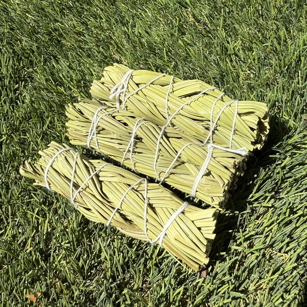 Tranças grossas de capim-doce | Atacado | Alternativa à sálvia branca | Maços de sálvia de 10 cm | Bastões de defumação a granel | Sálvia para limpeza | Enrolada à mão | Altar