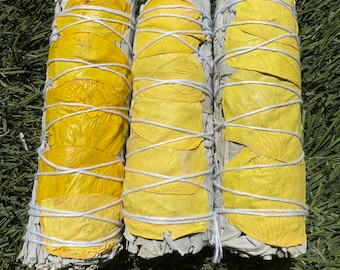 ORGANIC White Sage with Yellow Rose Smudge Stick, Wholesale FREE SHIPPING, Hand Wrapped Thick Bundles 4” inch, Premium Quality Smudge Sticks