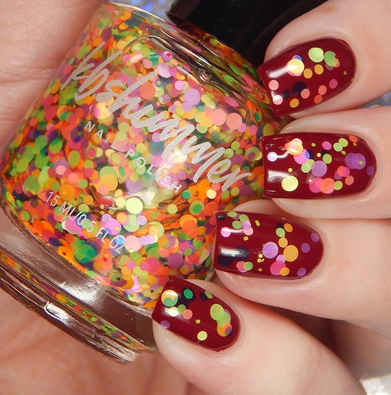 Upside Round Glitter Polish Top Coat Upside Round Glitter Polish Top Coat