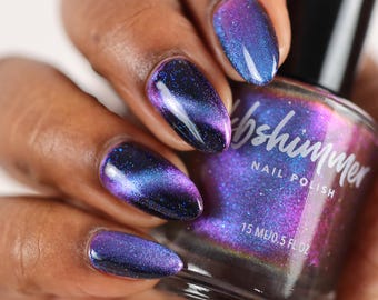 I’m Spiraling Magnetic Multichrome Nail Polish by KBShimmer