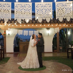 CORELLI Banderines de papel picado de color personalizado XL Guirnalda de boda imagen 2