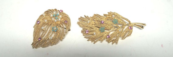 2 Vintage Leaf/Branches Brooches with Rhinestones… - image 1