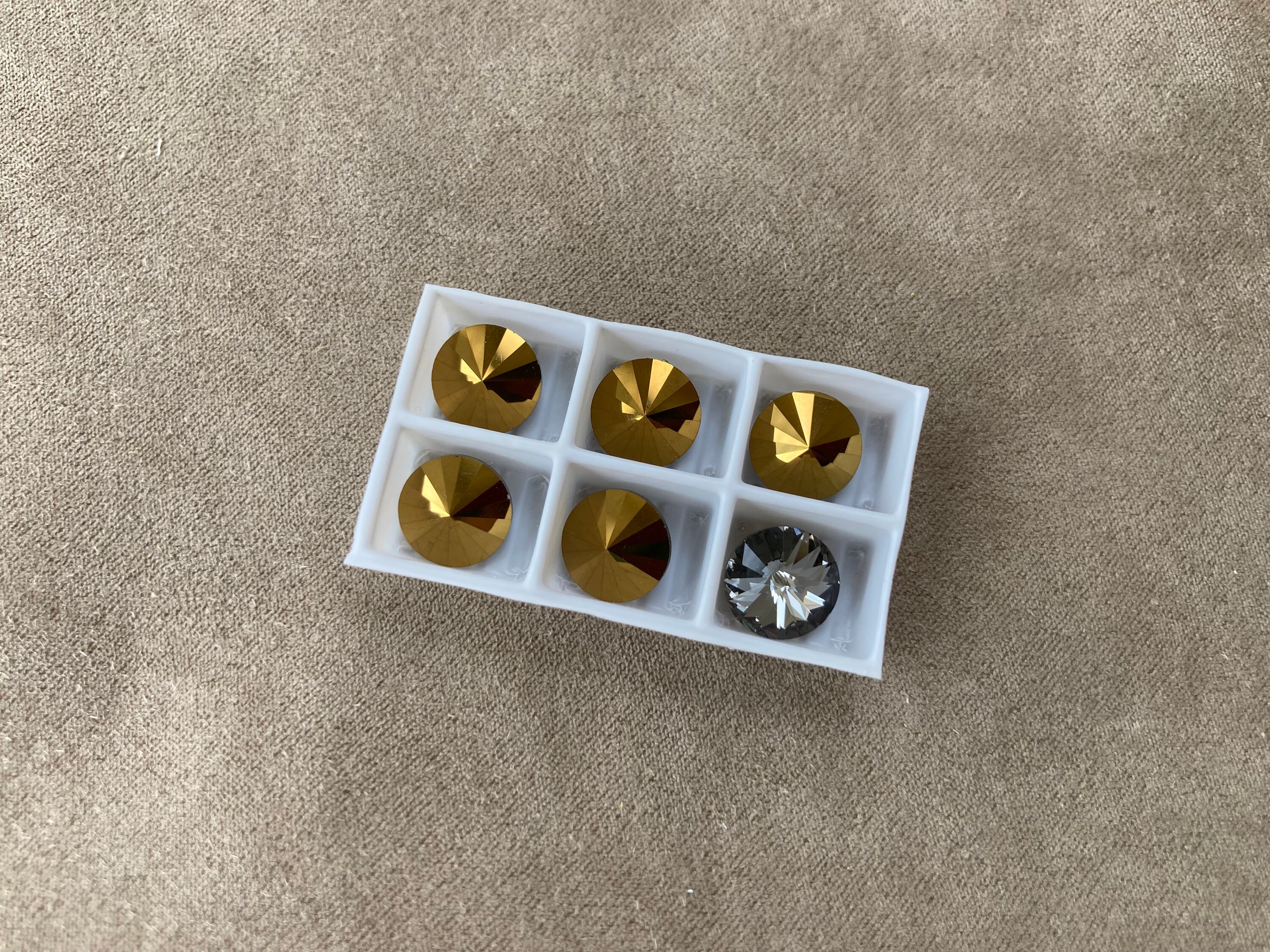 6 個セット、スワロフスキー アート 1122、SS39 / 8 mm、クリスタル