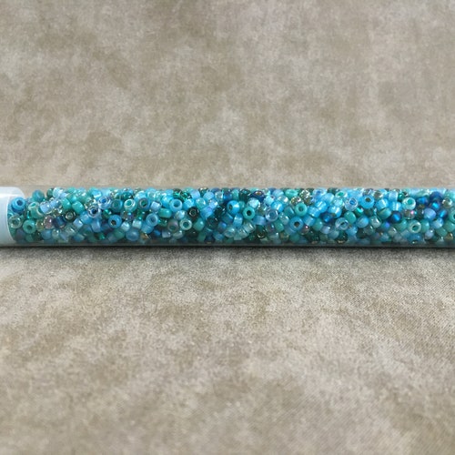 8-MIX-12, Hauch von Teal Mix, 8/0 Rocailles von Miyuki