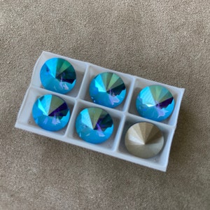 Lot de 6, Swarovski Art. 1122, saphir métallisé brillant, 12 mm