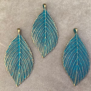 Elm Leaf, Antique Bronze & Green Patina Tibetan Style Alloy Pendant, Sold by the piece