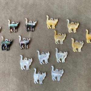 Shell Cat Charm with Loop, 3 Colors! Sold by the piece