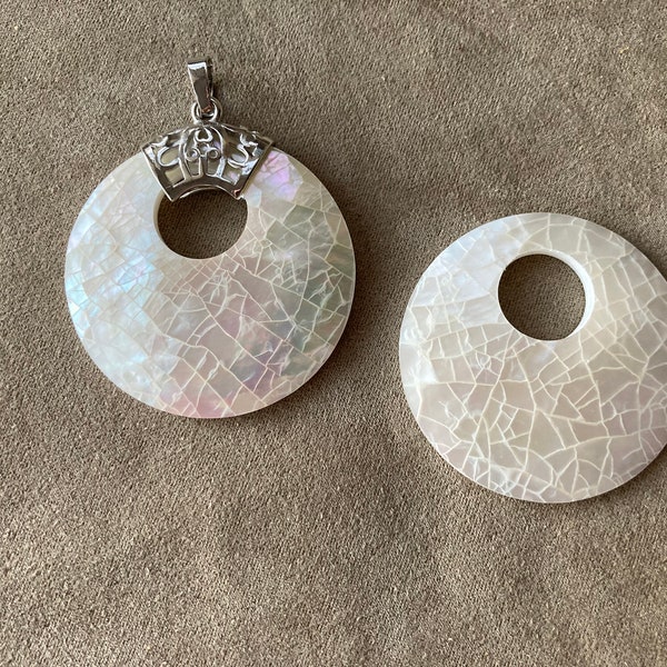 White Shell Gogo Pendant with Bail