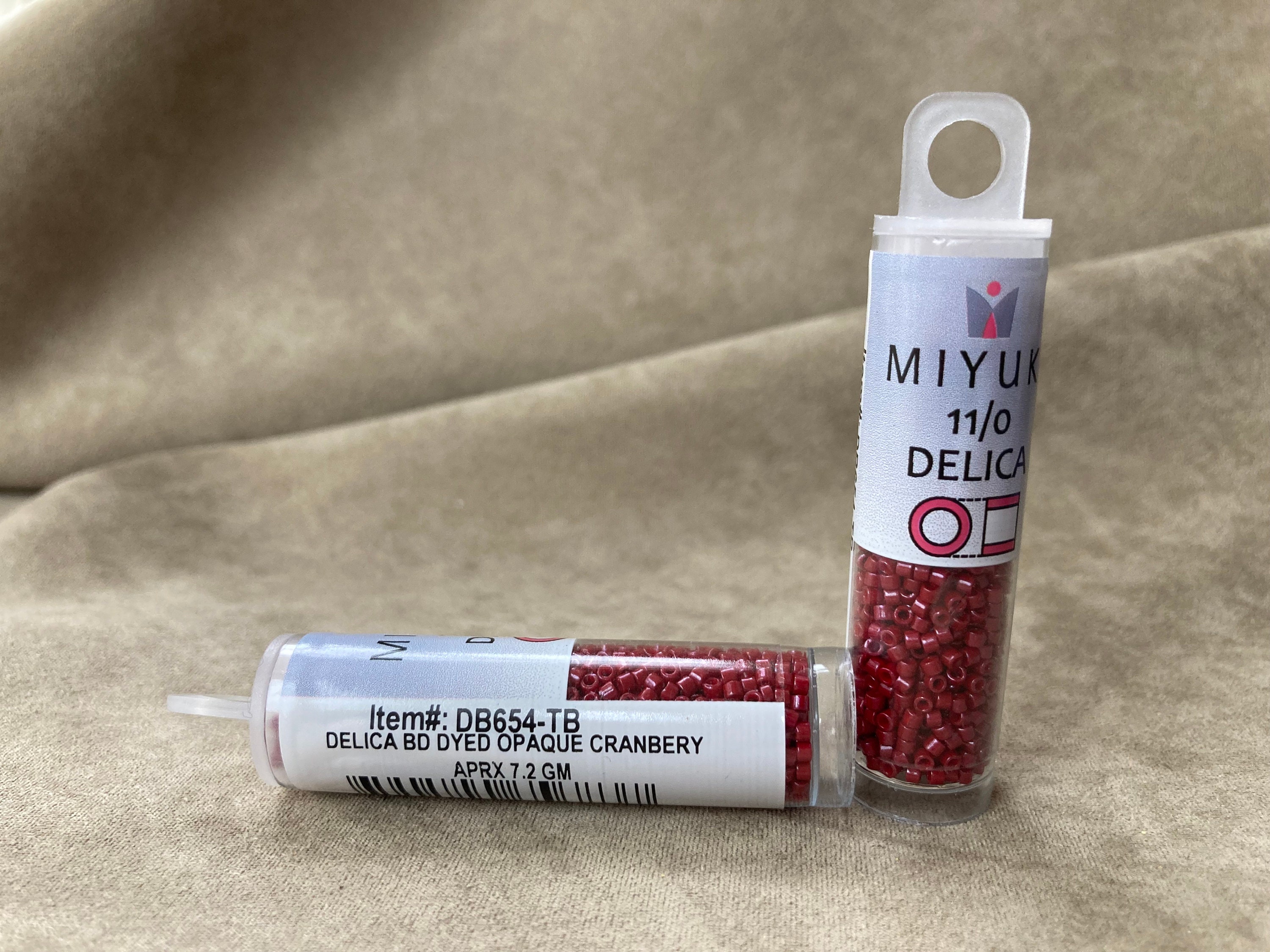 Delica 11/0, DB654, Dyed Opaque Cranberry by Miyuki - Etsy