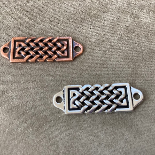 Celtic Centerpiece Link, Antique Silver Plate or Copper Plate, 11.8x36.5mm, TierraCast Celtic Collection