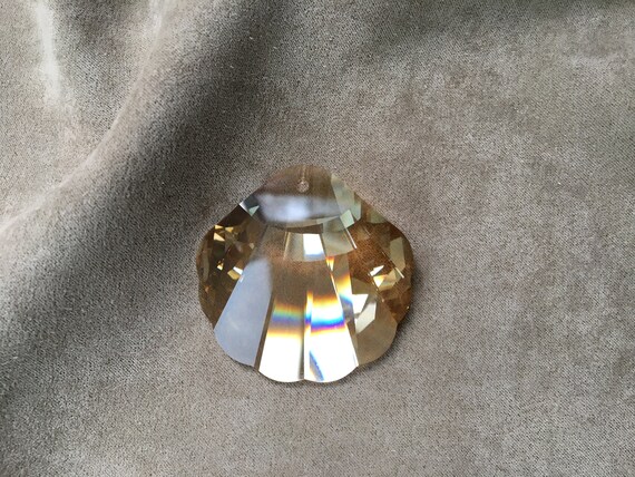 Swarovski Shell Pendant, Article 6723, 40x40mm, Crystal Golden
