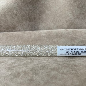 DP-9001, Transparent S/L Clear, Miyuki 3.4mm Drop Bead