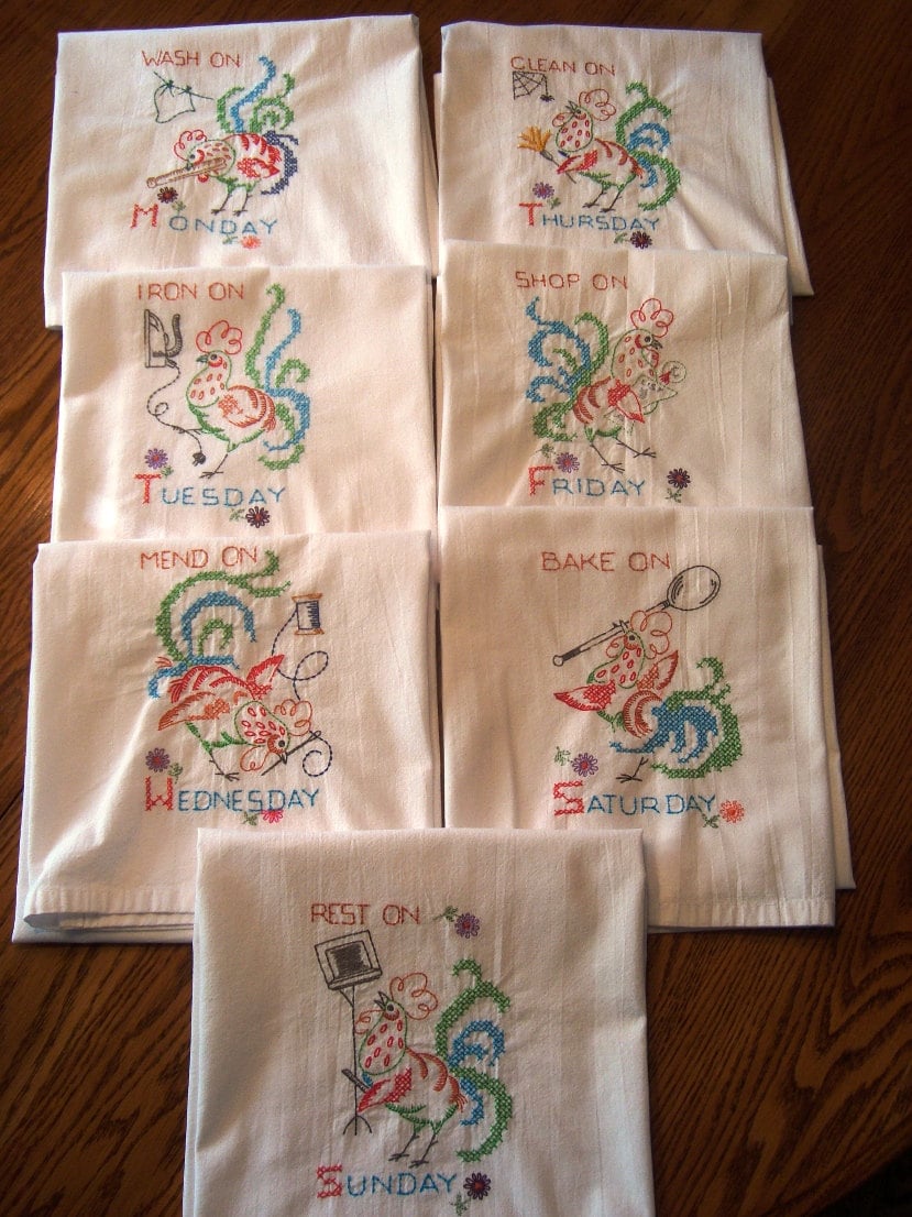 Days of the Week dish towels flour sack towels Roosters set | Etsy