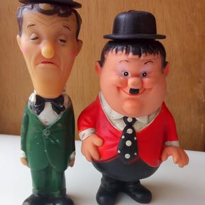 Vintage pareja de muñecos Laurel & Hardy, juguetes de plastico