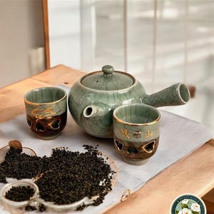 Japanese Shiboridashi - 玉光 Gyokko Kiln - Black Kokudei