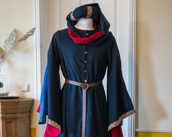 medieval costume with hat men, late medieval houppelande, burgundian gown for nobel man, 15th century coat reenactment, historical costume