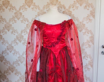 Rote Königin Kleid mit Schleppe, Gothic alternatives Hochzeitskleid mit Rosen, Vampir Cosplay Kostüm Mina Harker Größe M Einzelstück