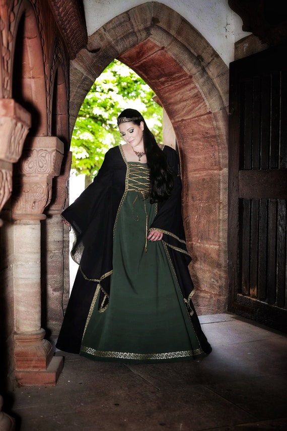 medieval wedding dresses