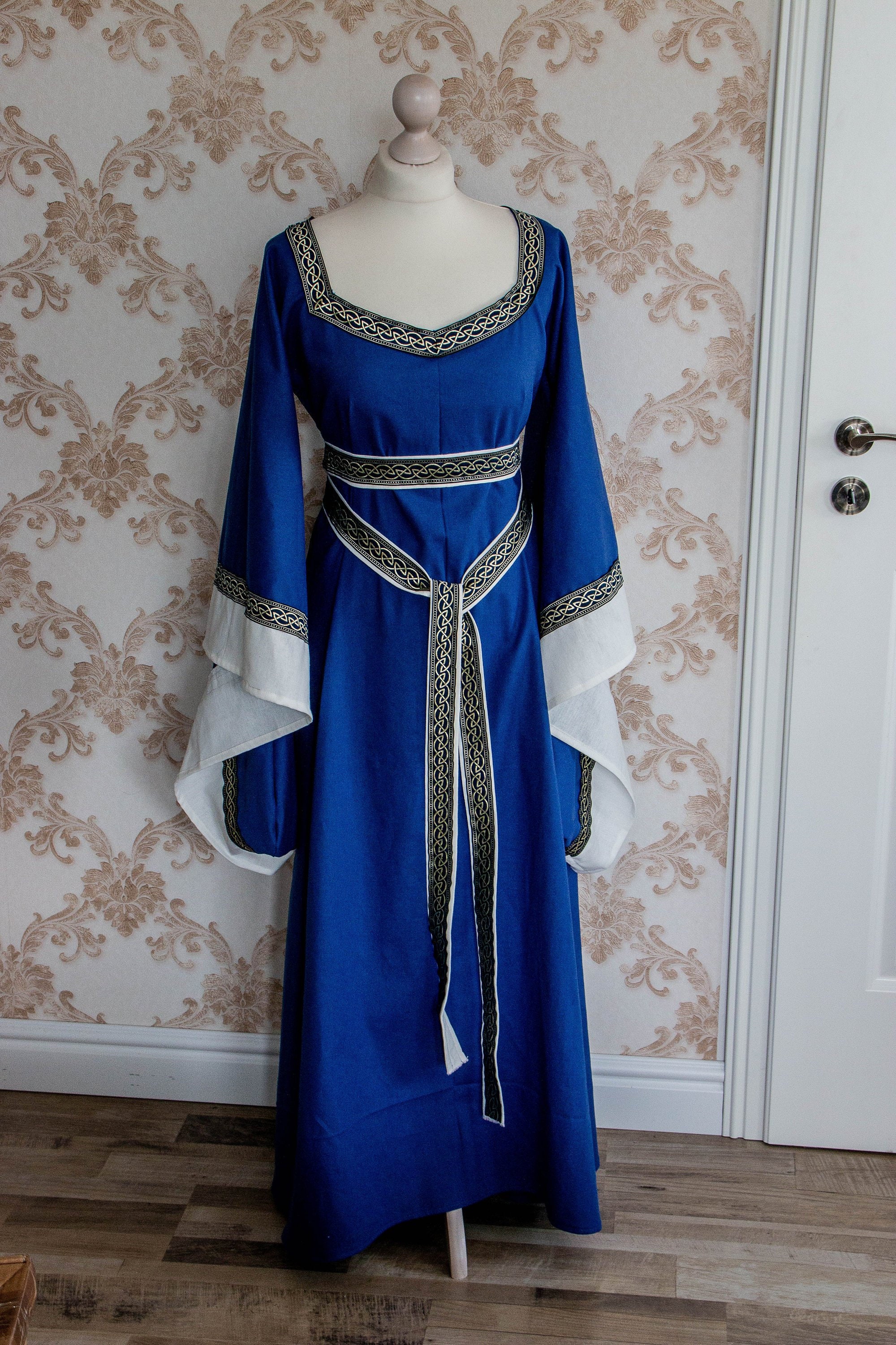 Elven Fantasy Medieval Dress, Long Sleeve Wedding Dress, Halloween Dress,  Fairy Wedding Dress, Elven Costume, Fairies Gown, Gwenhwyfar Gown 