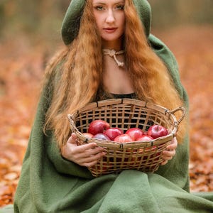 Cape médiévale avec capuche, cape médiévale à capuche, cape renaissance, cape de mariée, cape de mariée, Halloween, cape de viking, cape celtique, taille unique