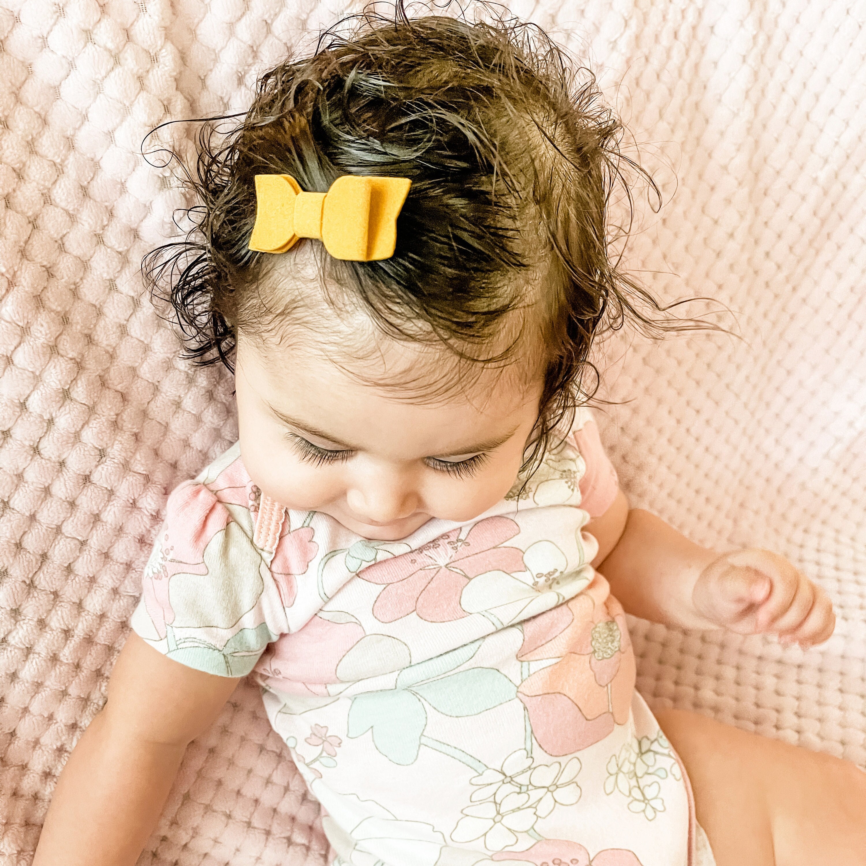 Toddler bows for thin hair best sale