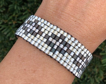 square stitch native American pattern cuff bracelet in silver, white gold and bronze large delica beads with snap clasp closure