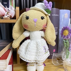 Peluche lapin au crochet de 9,8 po. - Poupée lapin Amigurumi faite main, joli cadeau de Pâques, peluche animal, parfaite pour les enfants et les amoureux des lapins