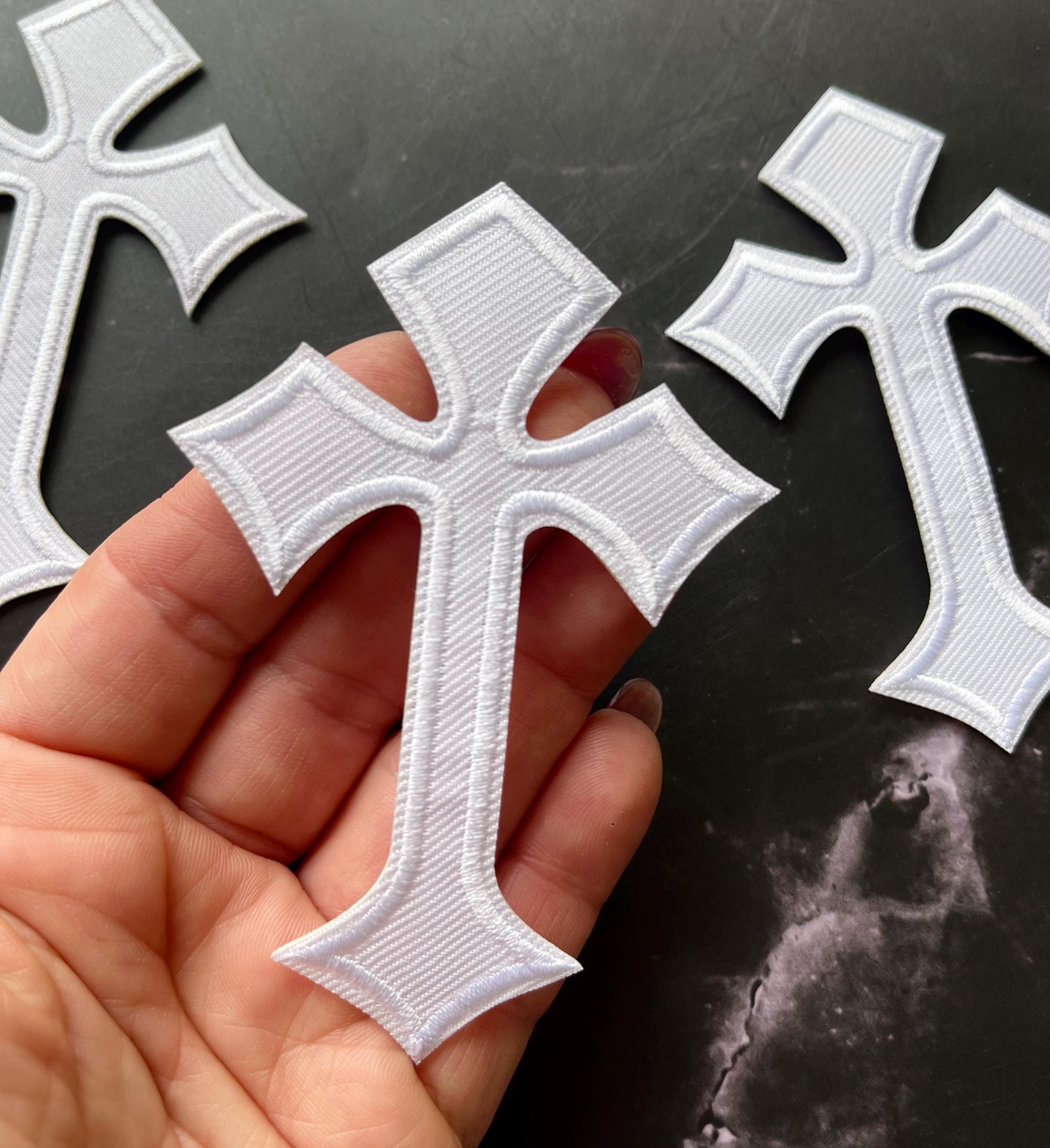 mmプロフ要確認Chrome Hearts Cross patchDeni mmプロフ要確認様専用Chrome Hearts Cross patchDeni - メルカリ