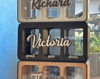 Hucha personalizada "Gasta, Ahorra, Comparte": Caja de dinero 3 en 1