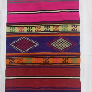 Kolorowy kilim cicim 1,7 x 3,2 ft, ręcznie tkany kilim anatolijski, kilim w paski plemienny projekt, stary kilim bawełniany z wełny tureckiej, dekoracje ścienne boho