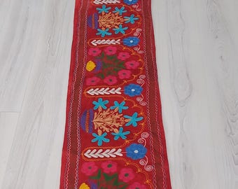 Suzani Table Runner – Colorful Floral Motif