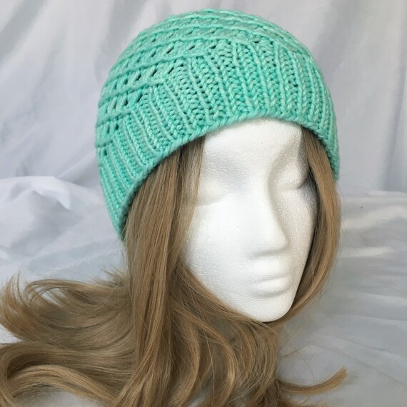 Minty Fresh merino crosshatch pattern hat hand knit winter beanie Minty Fresh merino crosshatch pattern hat hand knit winter beanie