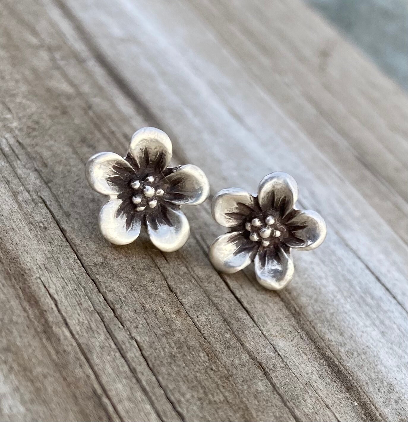 White Cherry Blossom Asymmetrical Post Earrings – Les Néréides