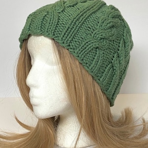 Green Chunky Cable Knit Beanie Winter Hat
