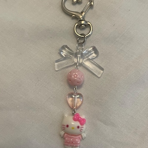 hellokitty keychain