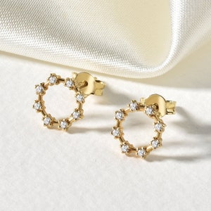 Circle Stud Earrings With Diamond in 14K Solid Gold, Tiny Gold Earrings, Dainty Gold Earrings, Minimal Gold Earring,  Single Stud