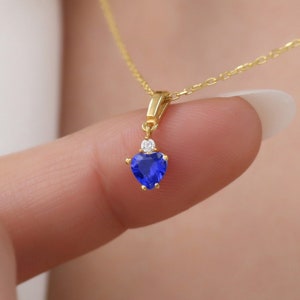 Blaues Herz Saphir Halskette mit Diamant aus 14K Gold, Saphir Geburtsstein Halskette, September Geburtsstein Anhänger, Saphir Anhänger