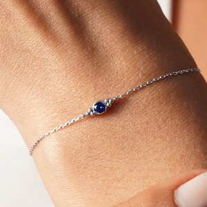 14K Solid Gold Saphir Armband, Saphir Birthstone Armband, September Birthstone Armband, blauer runder Saphir, zierliches Saphir Armband
