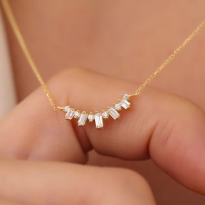Curved Bar Baguette Necklace in 14K Solid Gold, Dainty Gold Necklace, Horizontal Necklace, Perfect Anniversary Gift, Birthday Gift For Her