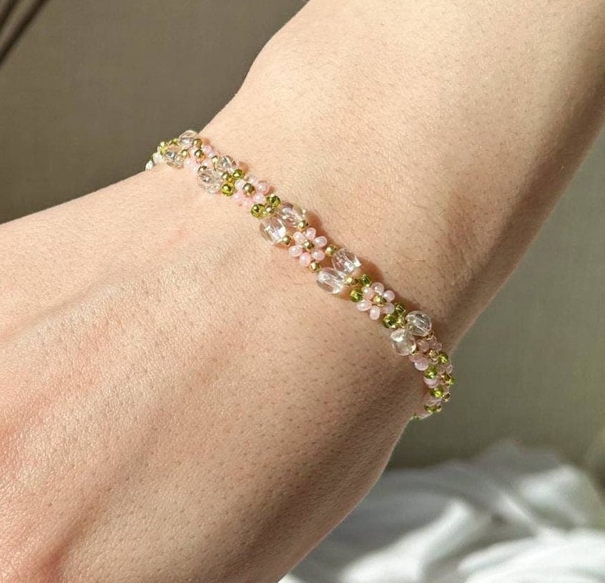 Bracelet fleur de sakura, bracelet fleur perlé, bracelet perle