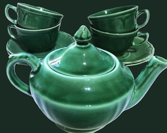 1930's~ Mount Clemens Tea Set~ Petalware~ Green~ 1 Tea Pot 4 Cup & Saucers  4 Dinner Plates~ Art Deco~ Depression Era ~ Swing Decor