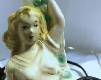 1940's Movie Starlet Boudoir Lamp - Southern Bell - Glamopur Girl - Ceramic/Chalkware