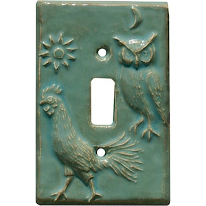 Rooster & Owl keramische kunst kap met enkele tuimelschakelaar in antiek groenblauw glazuur