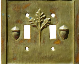 Acorns Oak Leaf Ceramic Double Toggle Light Switch Plate in Olive Green Satin Glaze
