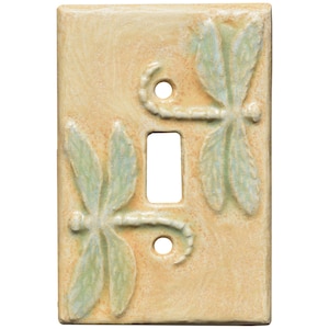 MADE TO ORDER: Libellen Keramik Single Toggle Lichtschalter Platte in Mandel Patina Glasur