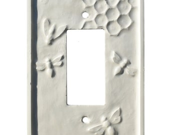 4Bees Ceramic Single Rocker GFI Light Switch Plate in Eggshell Gloss Glaze