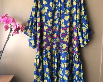 Maxi-vlinderjurk (m-xl+) - lange mouwen met ruches, rok met volledige ruches en taille met trekkoord - Upcycled Sari Silk - uniek in zijn soort